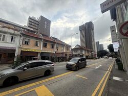 Ban Hong Leong Building (D8), Shop House #521888581